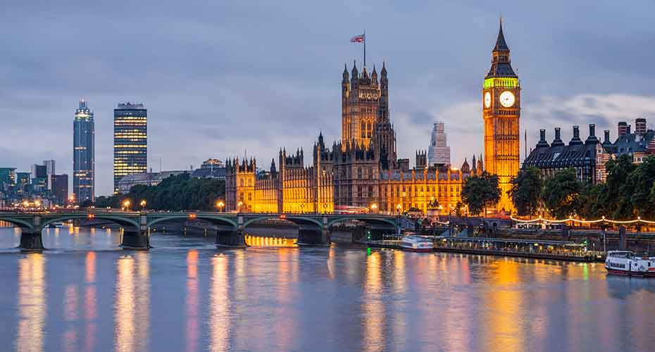 Houses of Parliament at night